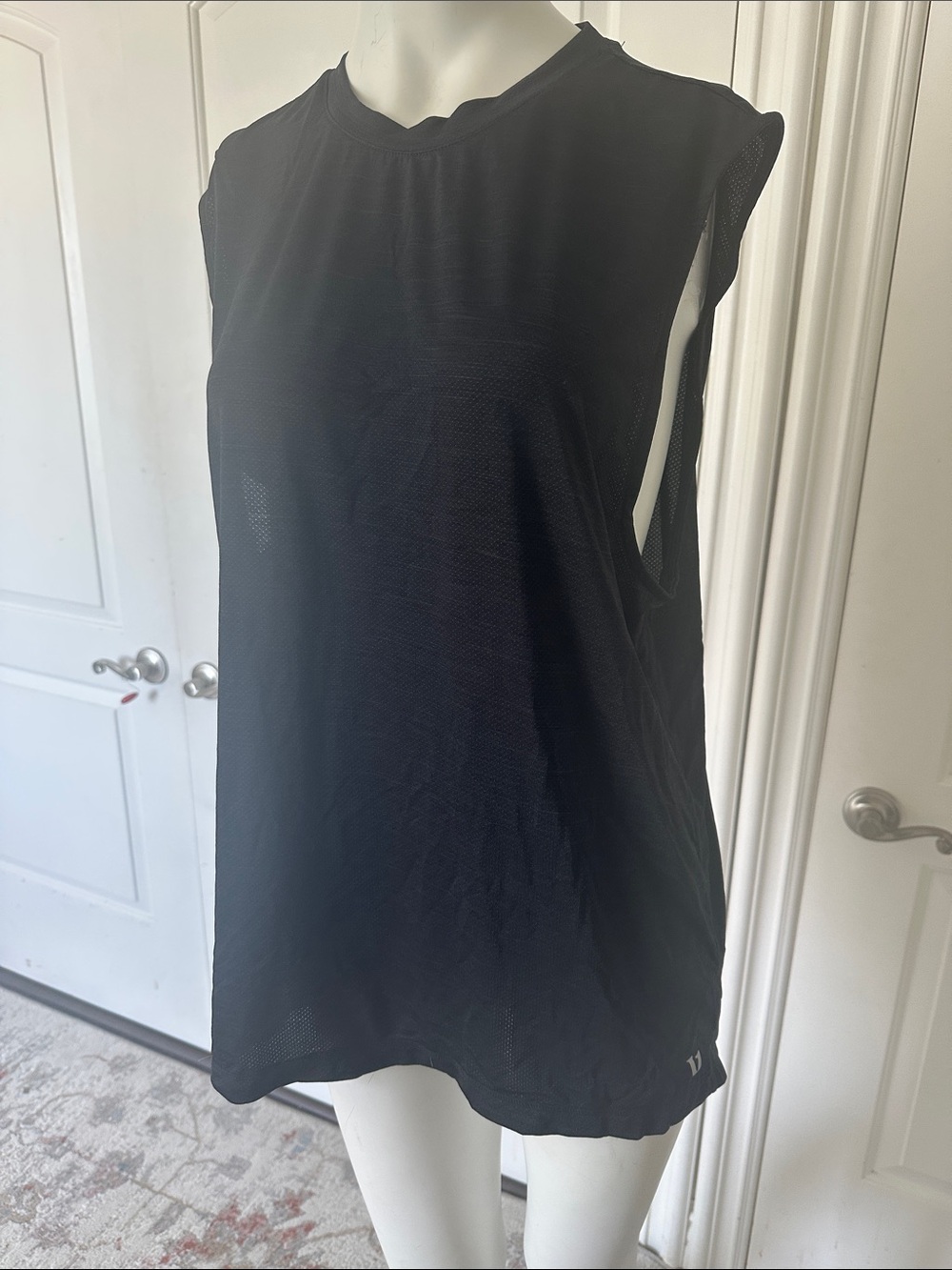 Vuori Black Sleeveless Mesh Performance Tank